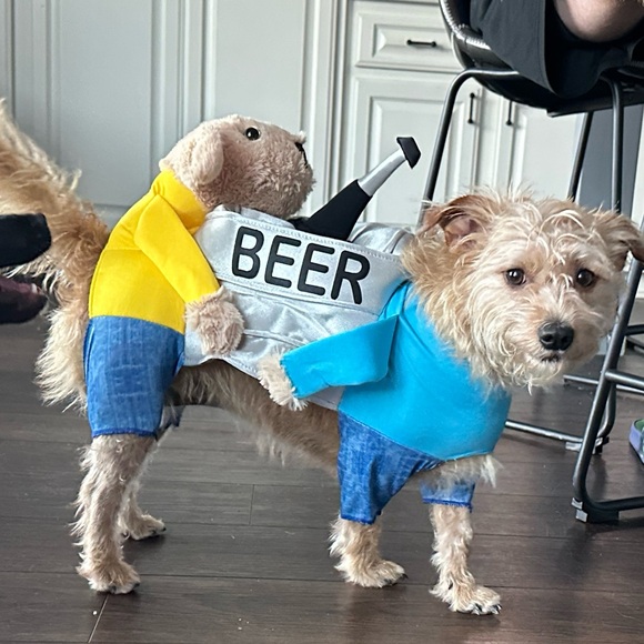 Awesome Dogs Carrying Beer Keg Doggie Halloween Costume! Rasta Imposta M/L - Picture 1 of 5